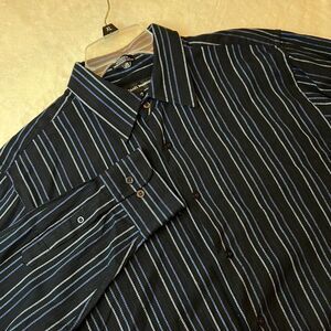 Michael Brandon Men's Lg 16.5 in neck Button down Oxford shirt. Black pin stripe